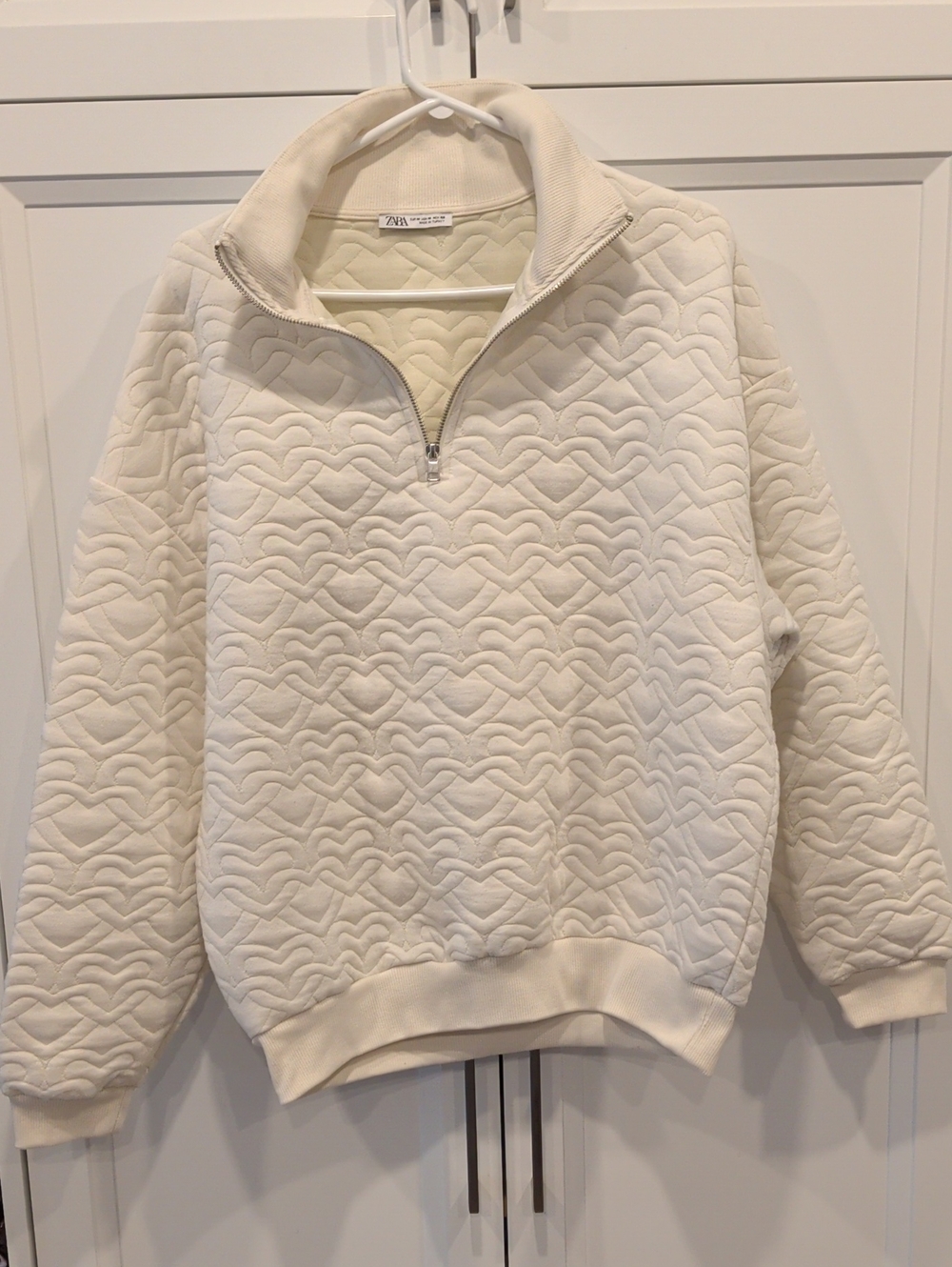 Zara Cream Quilted Half-Zip Turtleneck Sweatshirt
